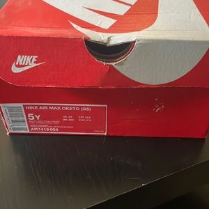 Nike Air Max Oketo (GS) Brand New